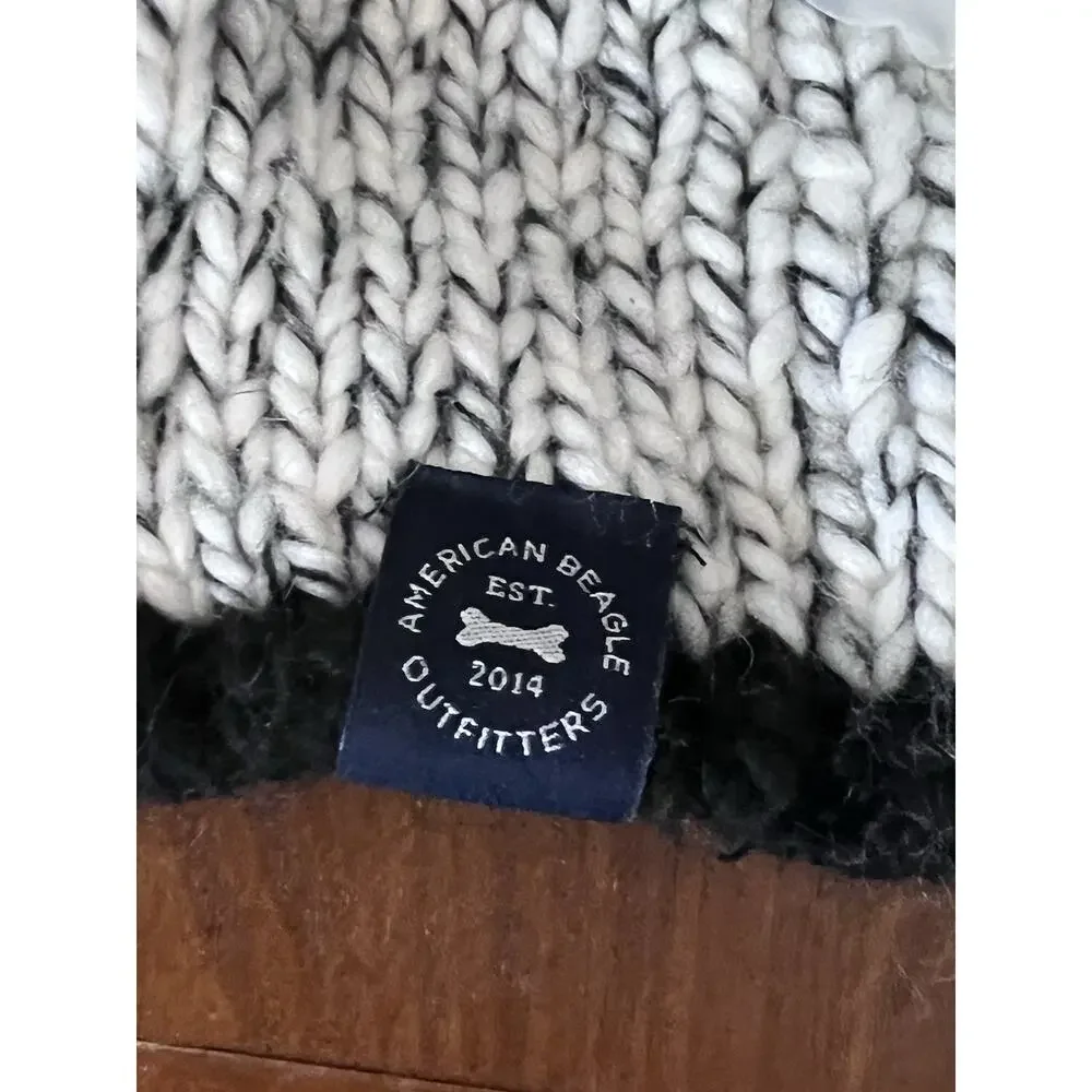 American Eagle (Beagle) Small Dog Knit Pom Pom Beanie Hat Cap NEW